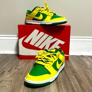 Brand new Nike dunk, low retro BTTYS